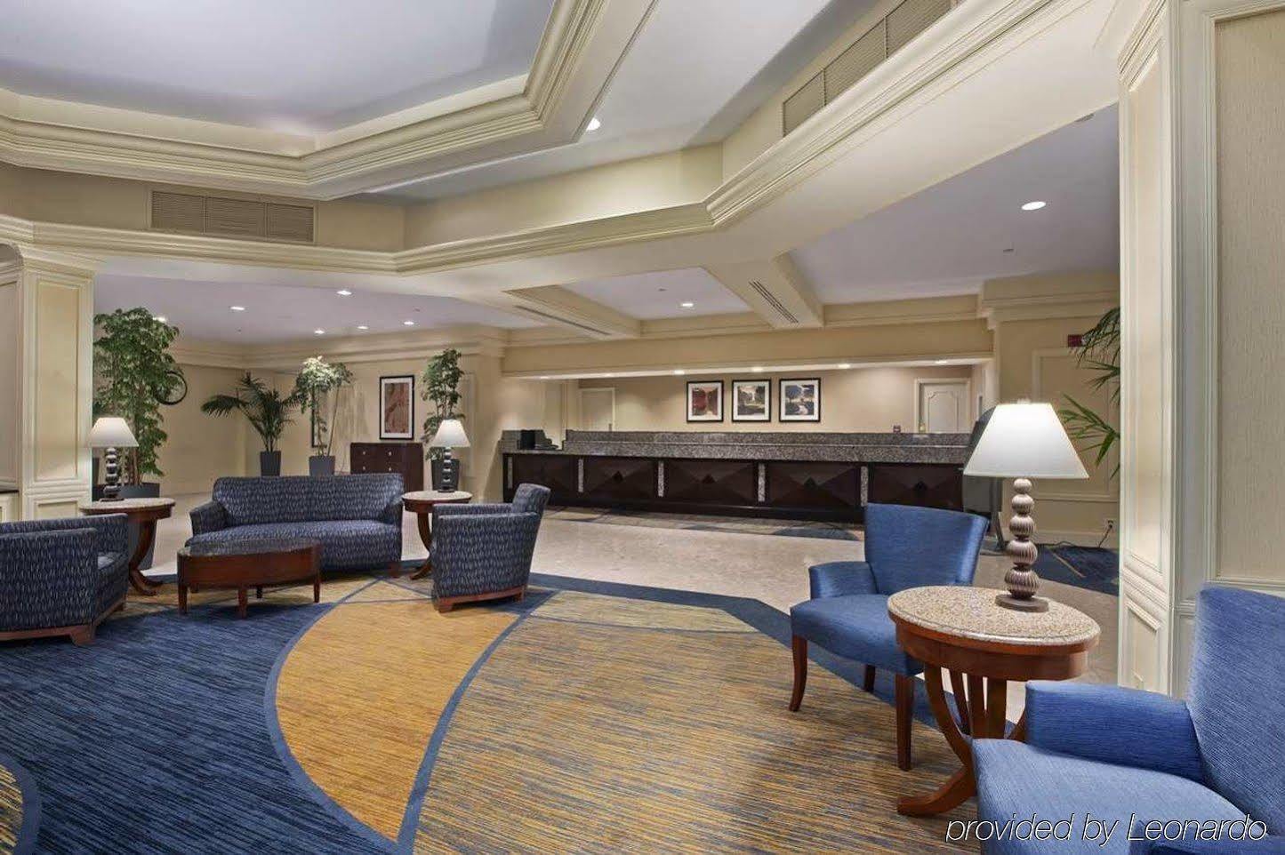 Doubletree By Hilton Cleveland East Бийчууд Екстериор снимка